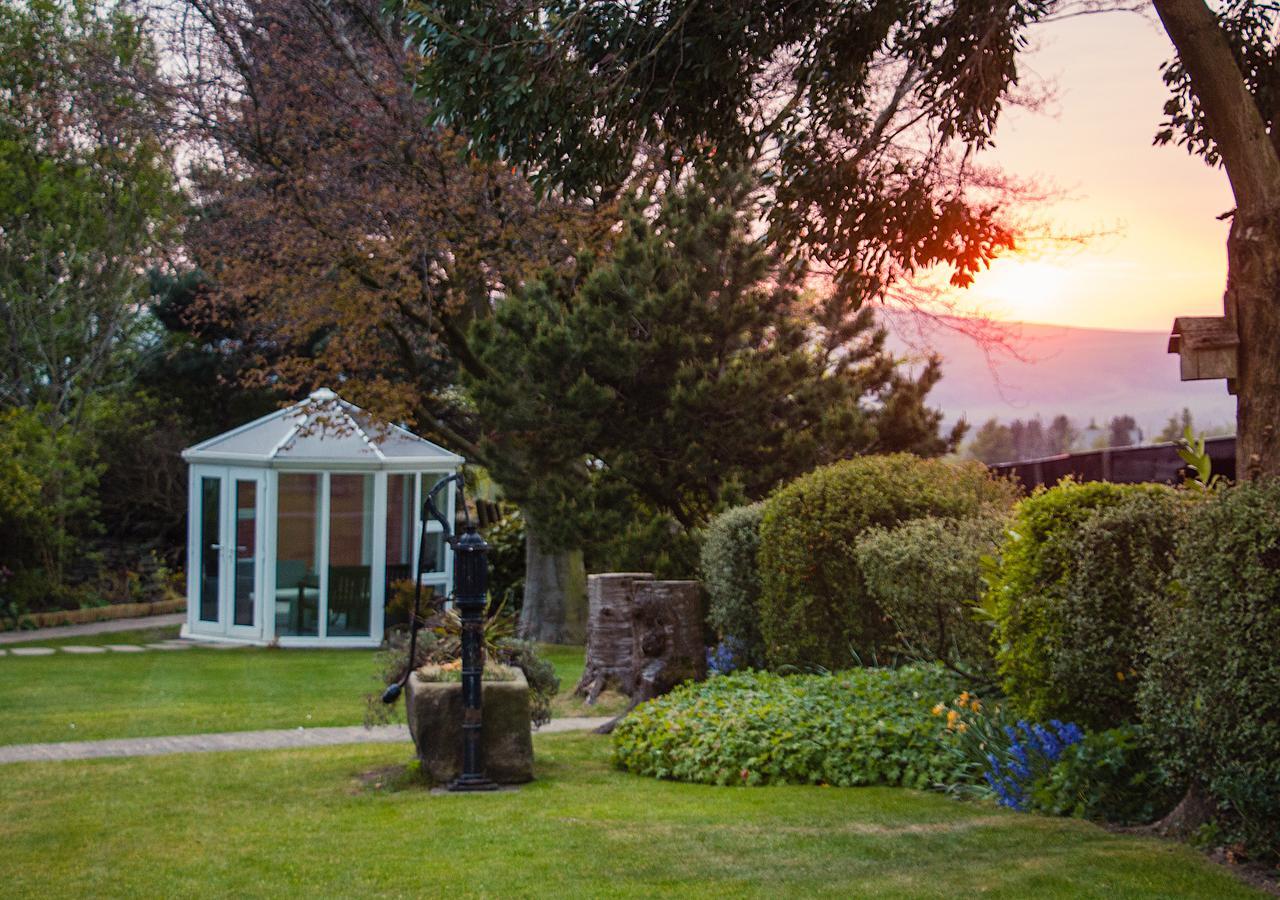 Windy Harbour Restaurant & B&B Glossop Eksteriør bilde